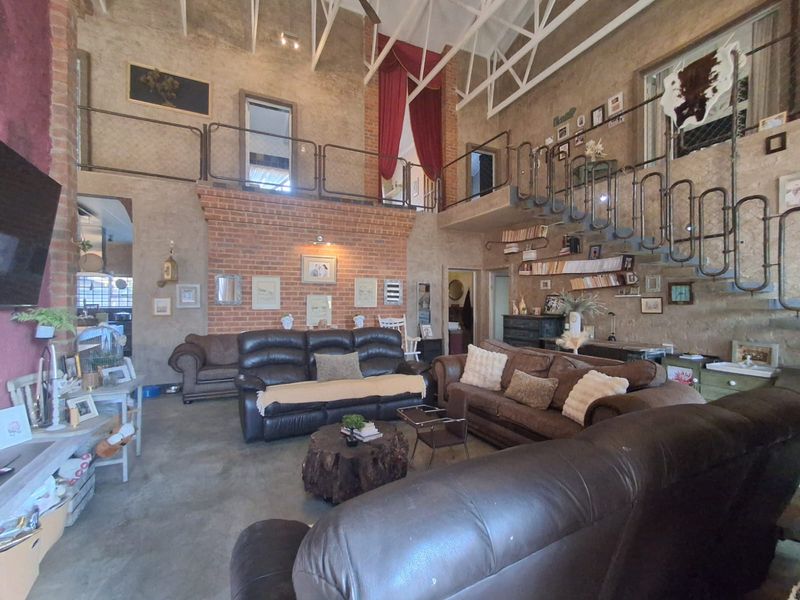 5-Bedroom Double-Story Family Home – Meyerton Central. - Photo 7