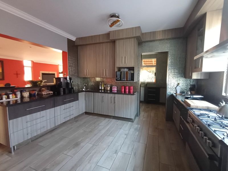 Most Perfect Buy In The Prime Location Of SE 3 - Photo 7