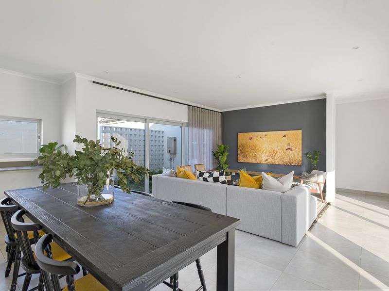 Modern Family Home to Rent in Lalela Estate Ballito - Photo 7