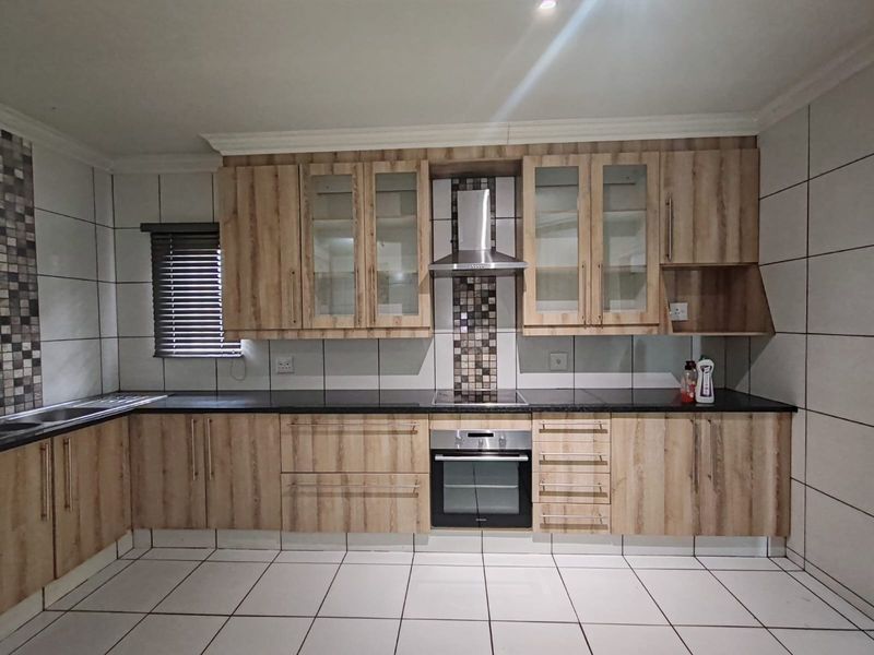 3 Bedroom House wirh Pool and lat for sale in Rand Collieries - Photo 5