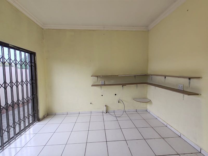 3 Bedroom House wirh Pool and lat for sale in Rand Collieries - Photo 7