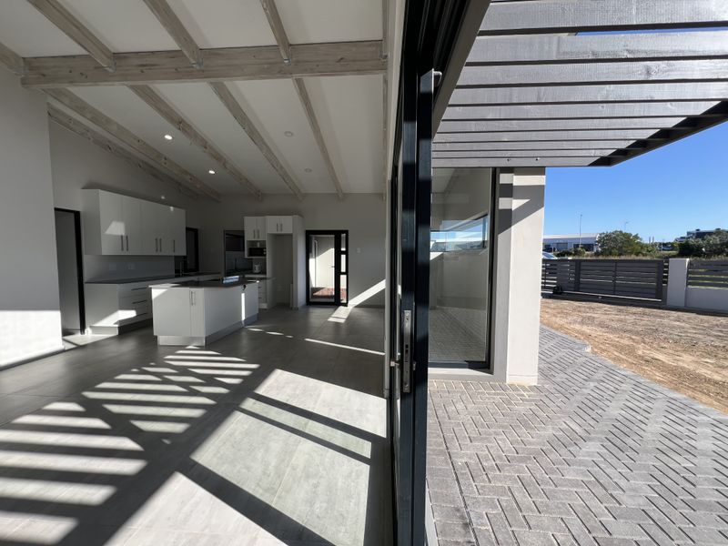 North Facing Family Home Fountains Estate - Photo 1