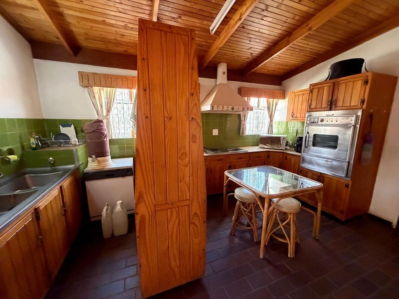 Versatile Property with Endless Potential in Polokwane Central - Photo 8