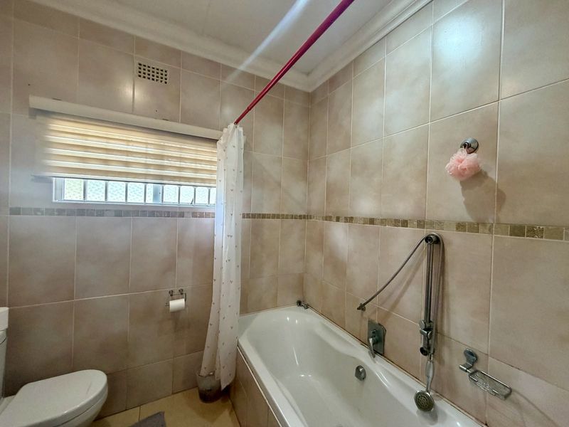 3 Bedroom Face-Brick Home with Flatlet for Sale | Sole Mandate - Photo 9