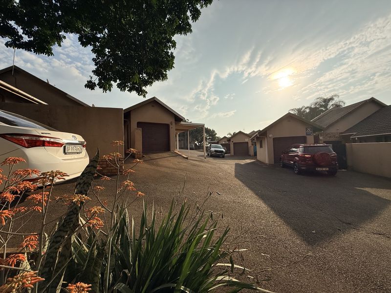 Simplex For Sale In Empangeni - Photo 1