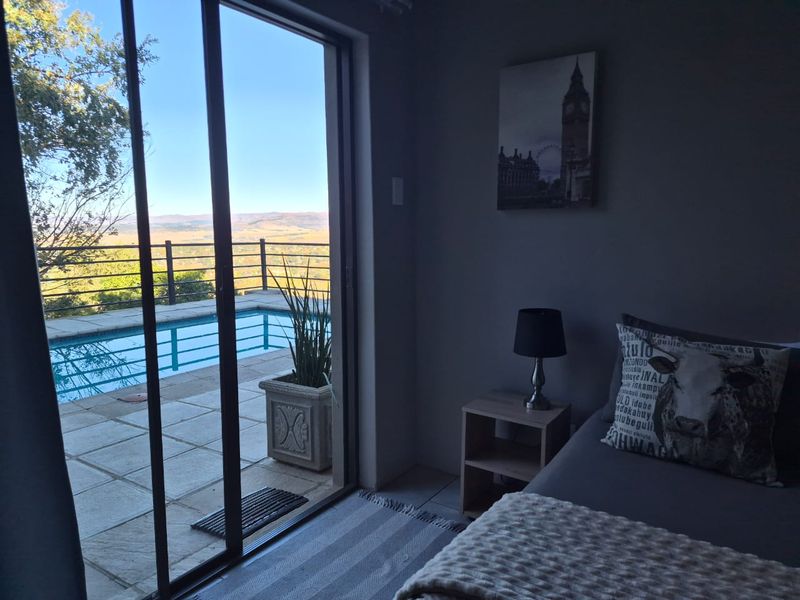 5 Bedroom Property with stunning mountain views - Photo 2