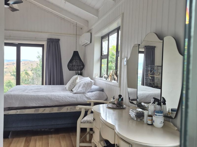 5 Bedroom Property with stunning mountain views - Photo 10