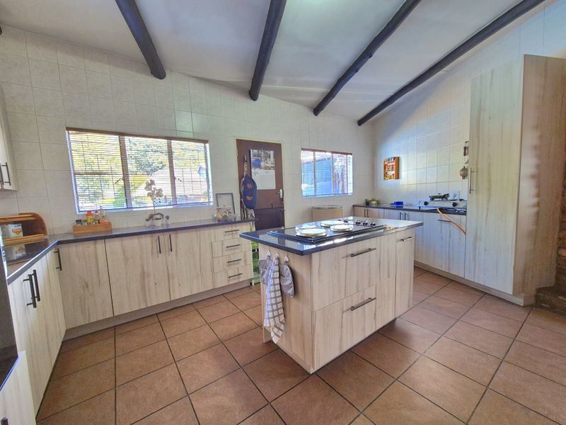 STUNNING HOME WITH PLENTY CHARM AND POTENTIAL! - Photo 6