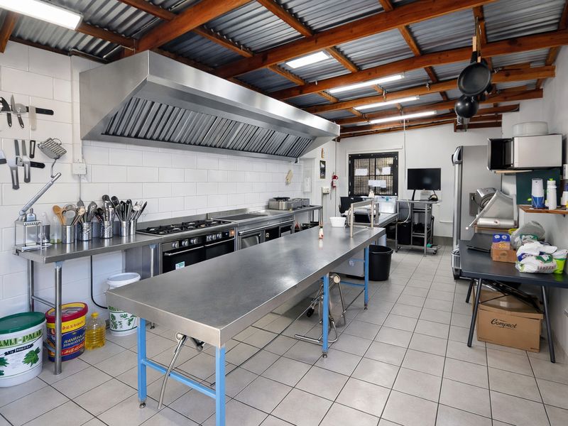 Established Lifestyle & Events Estate Bordering the Krugersdorp Game Reserve - Photo 8