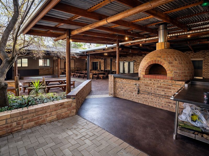 Established Lifestyle & Events Estate Bordering the Krugersdorp Game Reserve - Photo 5