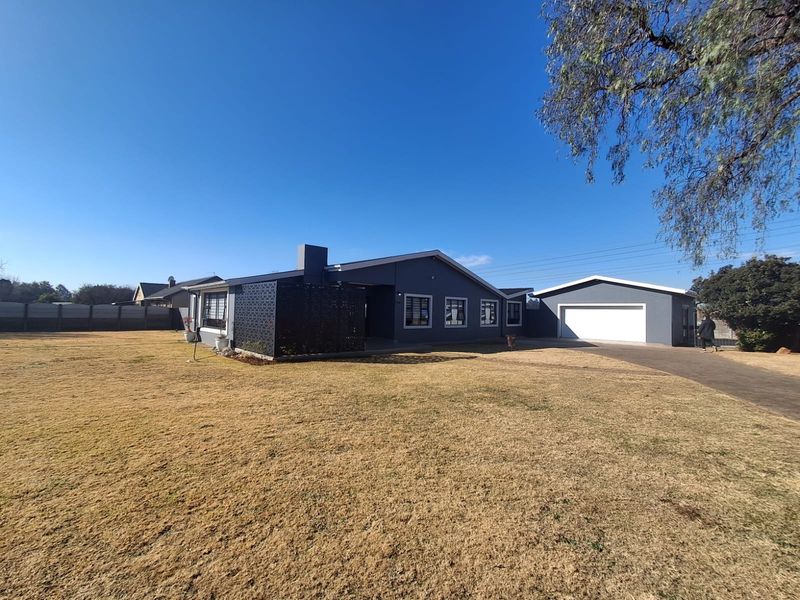 NEWLY RENOVATED!!Modern Family Home – Meyerton Central. - Photo 4