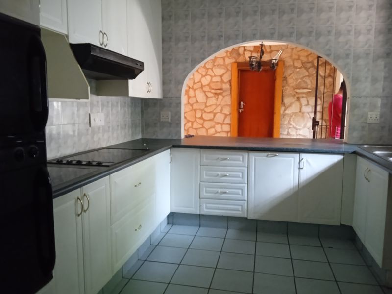 PERFECT FAMILY HOME WITH FLAT IN RAMSGATE - Photo 6