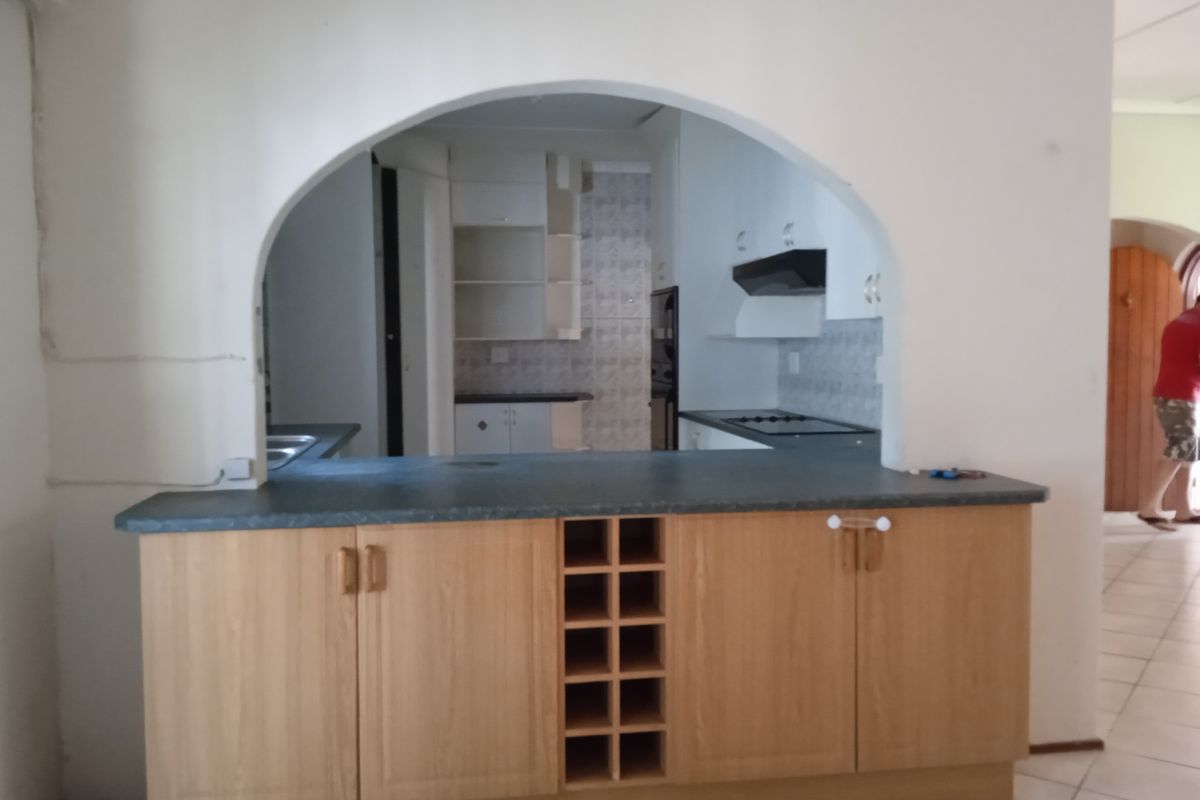 PERFECT FAMILY HOME WITH FLAT IN RAMSGATE - Photo 5