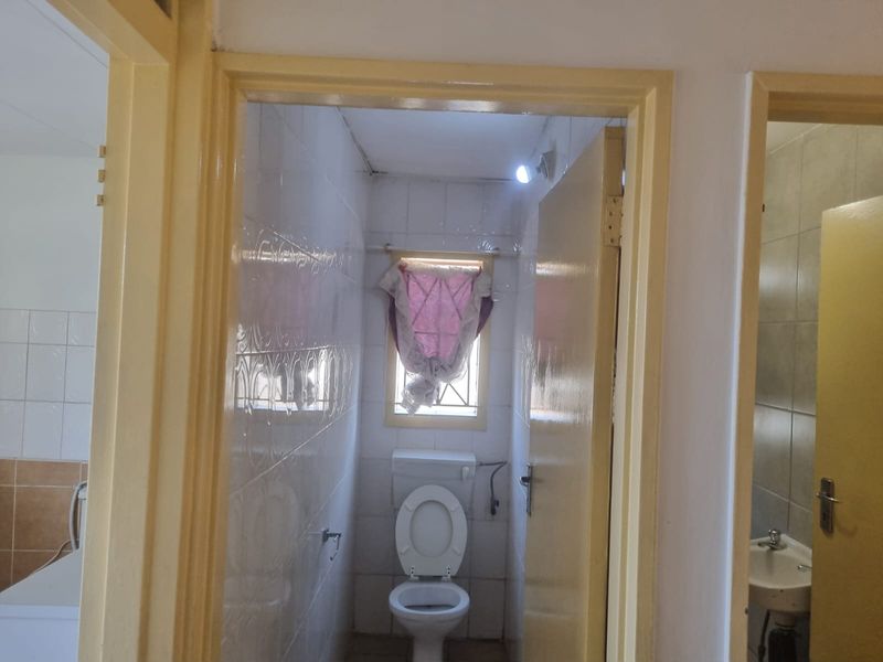 Neat Home - Photo 3