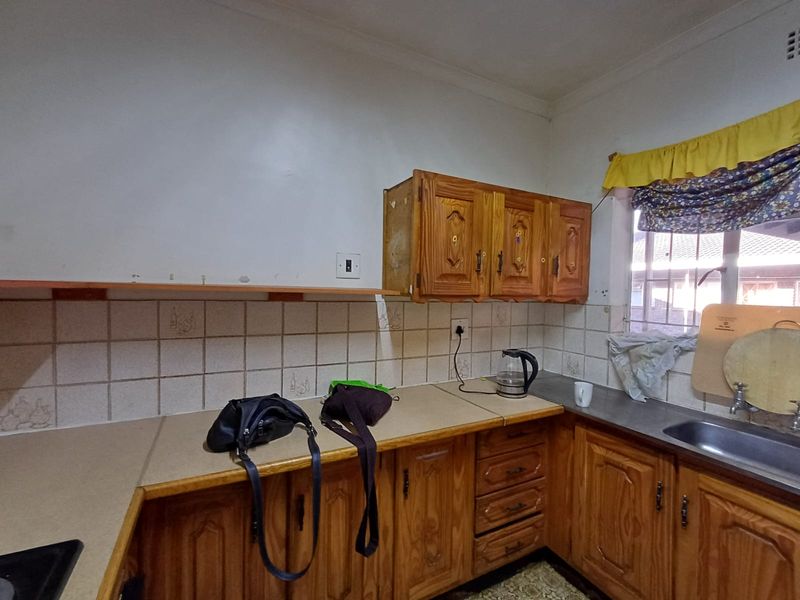 Lovely Sectional Title In CE 2 Selling For An Unbelievable Price - Photo 5