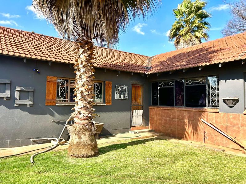 Beautiful maintained family home for sale in Meyerton. - Photo 5