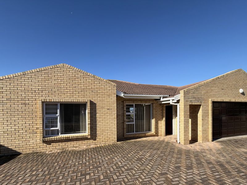 3 Bedroom House for sale in Eden Glen Retirement illge - Photo 2