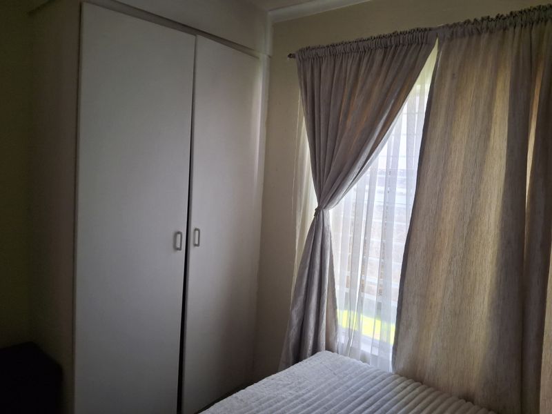 4 Bedroom House for Sale in Ravenswood, Boksburg - Photo 8