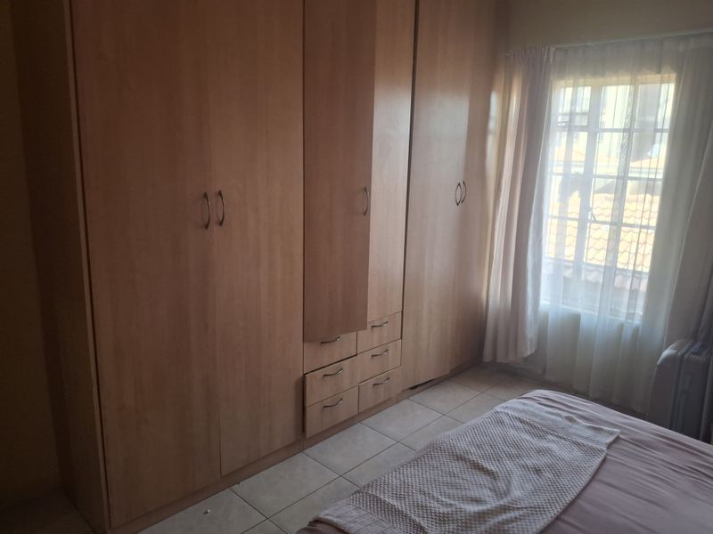 Spacious 2-Bedroom Apartment for Sale in Norkem Manor, Norkem Park - Photo 10