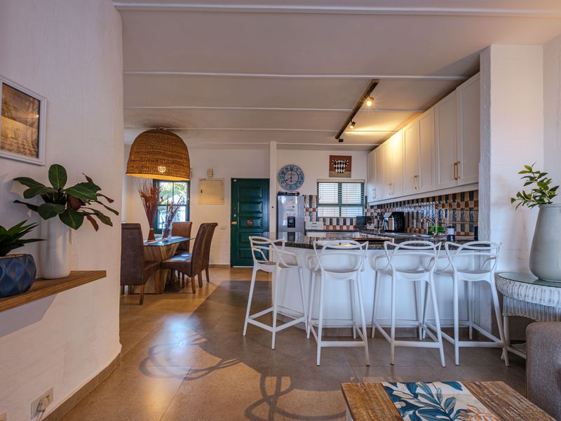 Modern 3 Bedroom Sea View Apartment for Sale in Santorini, Ballito - Photo 9