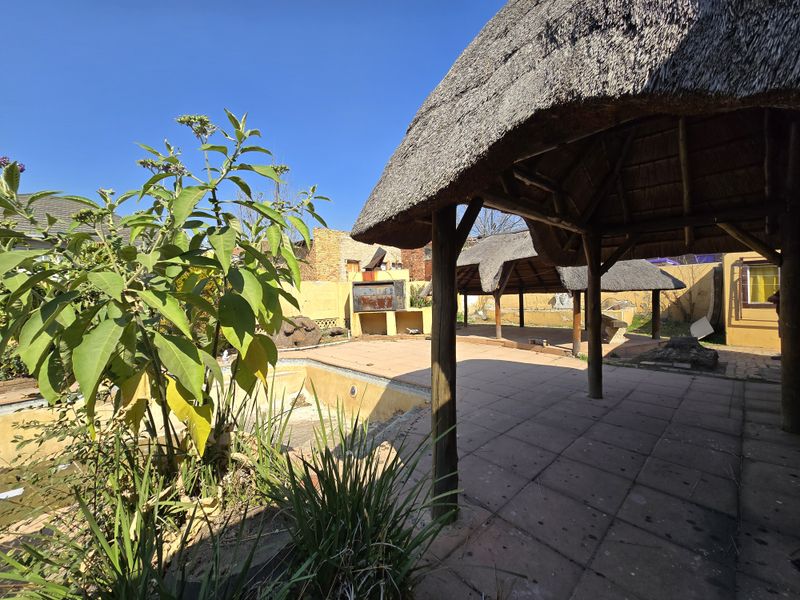 Exceptional Investment Opportunity – Two 3-Bedroom Homes on One Stand - Photo 7