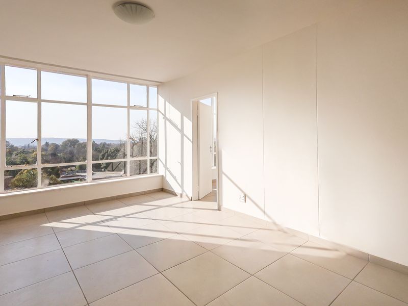 1 Bedroom Apartment For Sale Weavind Park - Photo 5