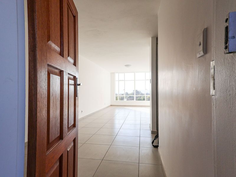 1 Bedroom Apartment For Sale Weavind Park - Photo 3