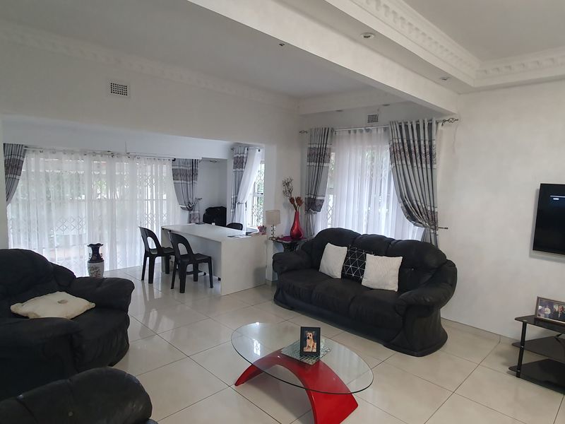 Investors Choice - Photo 6