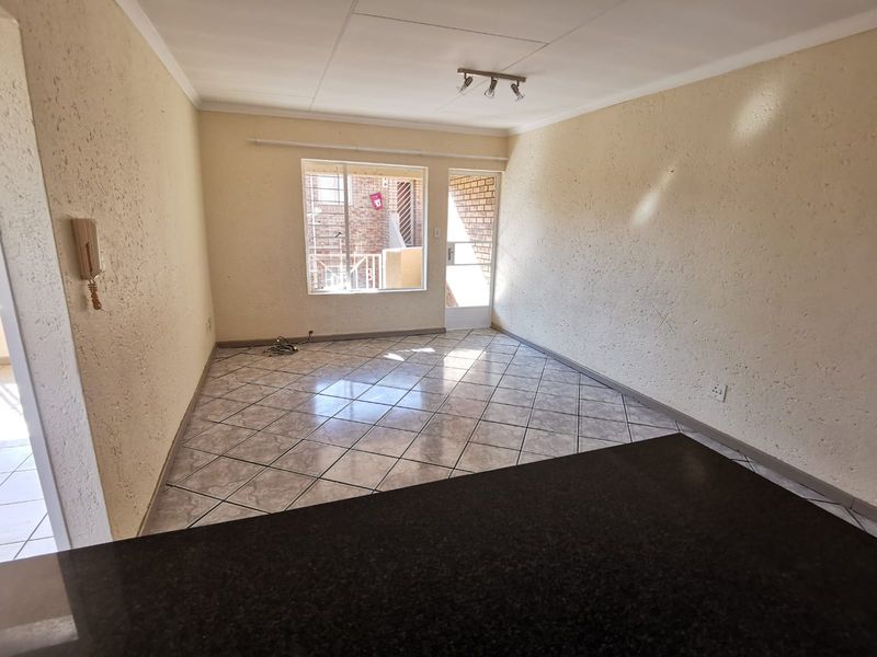 Stylish 2-Bedroom Apartment in Sought-After Kenleaf - Photo 10