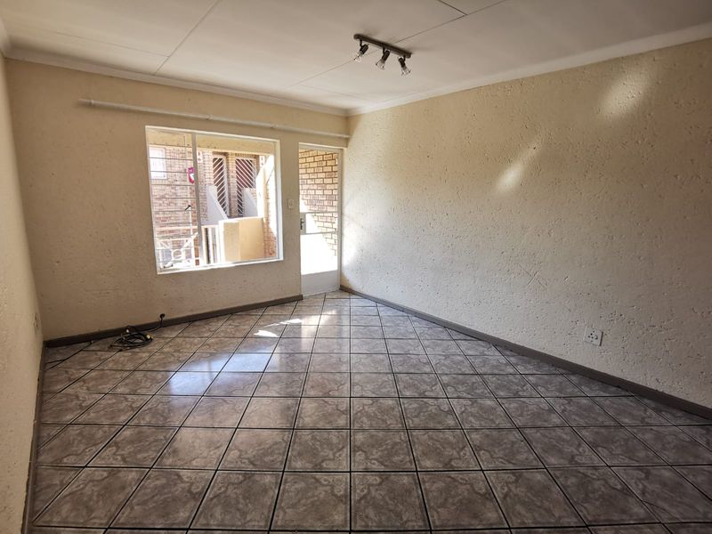 Stylish 2-Bedroom Apartment in Sought-After Kenleaf - Photo 9