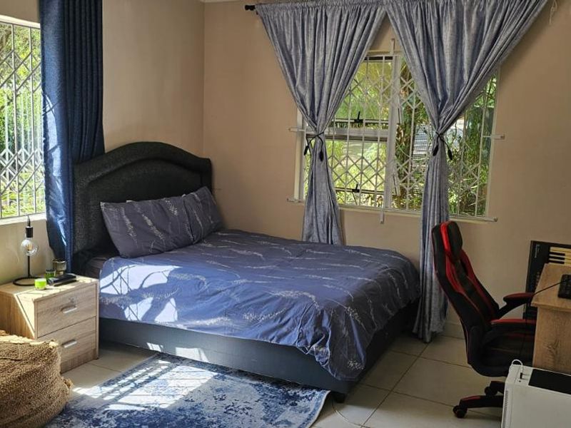 CHARMING 3-BEDROOM APARTMENT WITH STUNNING VIEWS - Photo 6