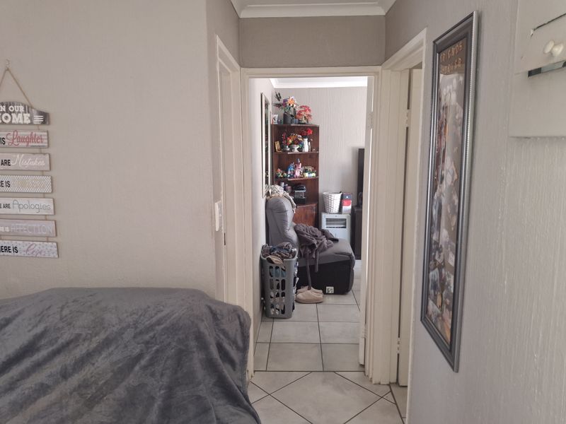 2 Bedroom House for Sale in Huntingdon - Photo 10