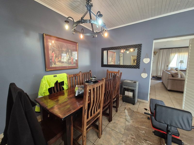 ! 2.1HA SMALLHOLDING + FLATLET + 22 STABLES | BUSINESS READY | ! - Photo 10