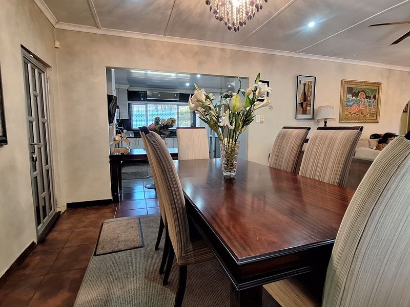 Perfectly positioned, modern 3 bedroom Close to Hospitals and Shopping Centres - Photo 7