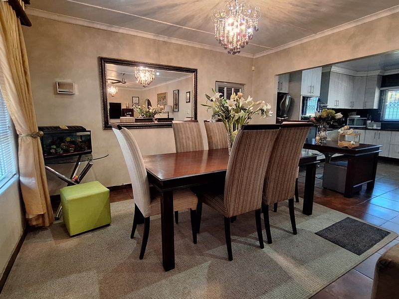 Perfectly positioned, modern 3 bedroom Close to Hospitals and Shopping Centres - Photo 6