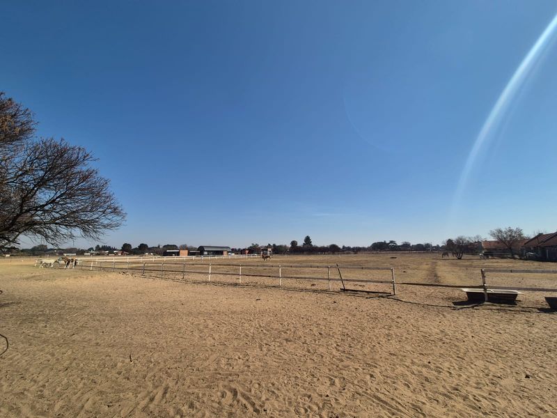 !Over 2ha Vacant Stand for Sale! - Photo 2