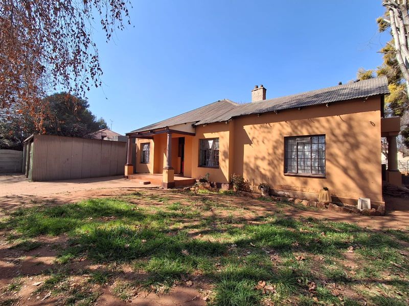 5 Bedroom House for Sale in Brakpan - Photo 1