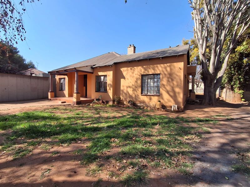 5 Bedroom House for Sale in Brakpan - Photo 4