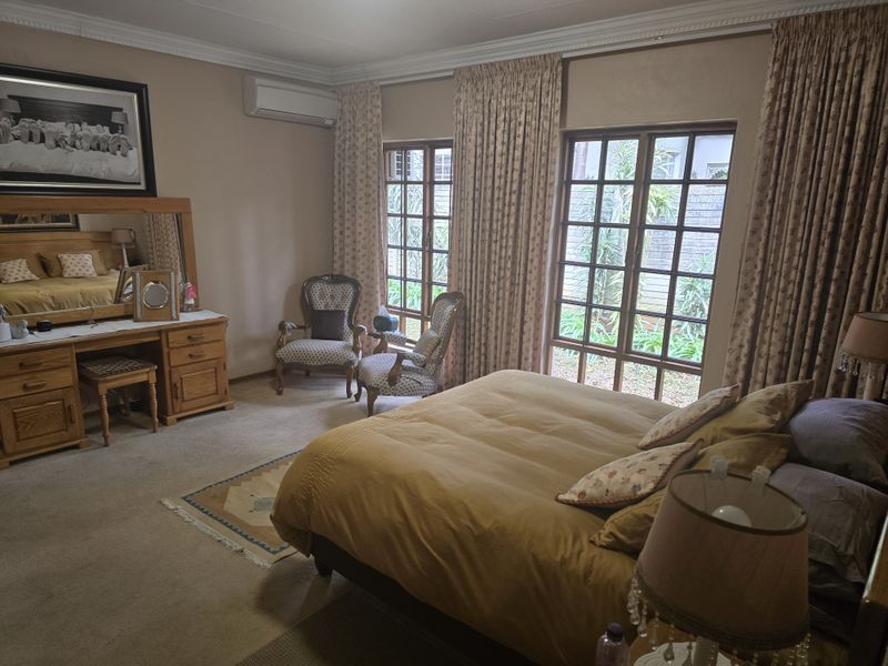 Viewing this home with flatlet...  may result in spontaneous house-hunting success... - Photo 6