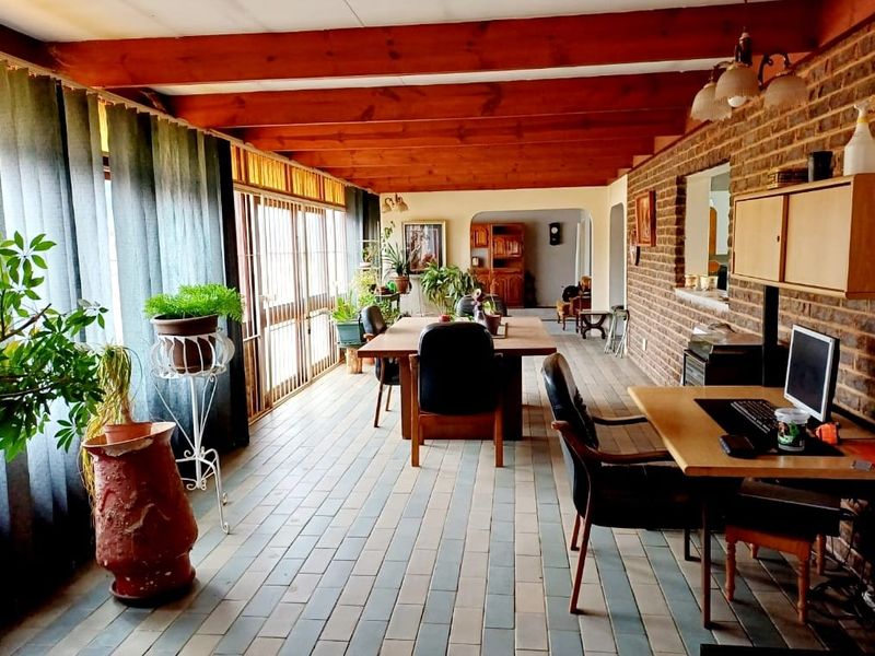 MULTIPLE DWELLINGS - Photo 6