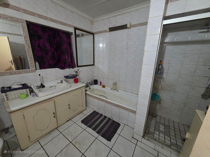 COSY FAMILY HOME WITH LOTS OF POTENTIAL – FOR SALE IN SE1, VANDERBIJLPARK! - Photo 9