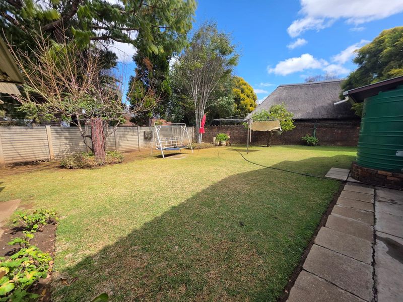 Beautiful Buy In SW 2 HOME WITH A FLAT!!! - Photo 7