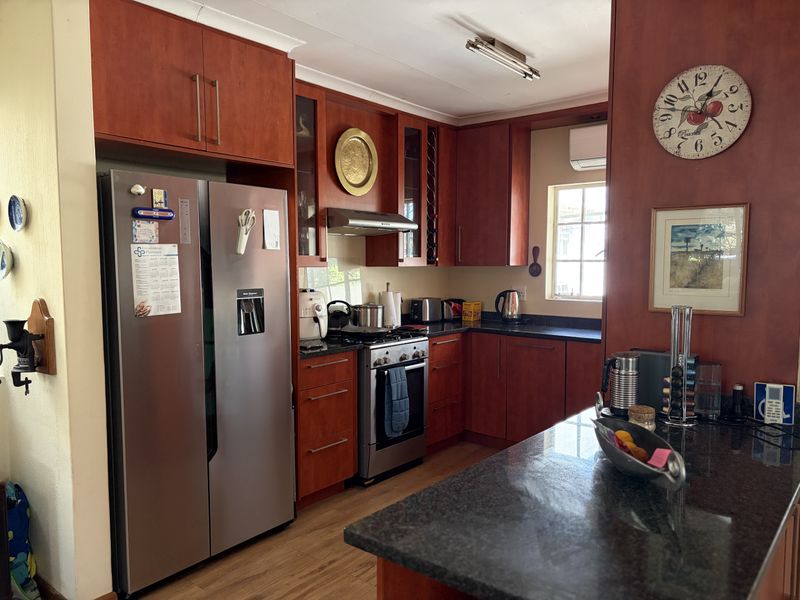 OVER-50S LIFESTYLE ESTATE – COMFORTABLE AND SPACIOUS CORNER - Photo 2