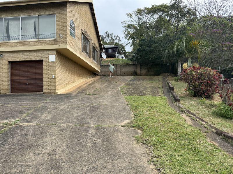 3 bedroom house with flatlet - Photo 2
