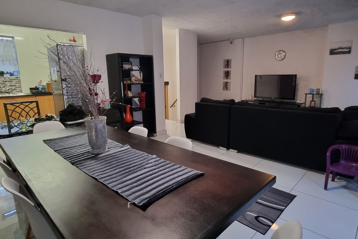 Perfectly Priced Townhouse With Zero Hassle - Photo 3