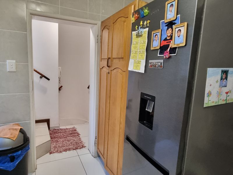 Perfectly Priced Townhouse With Zero Hassle - Photo 7