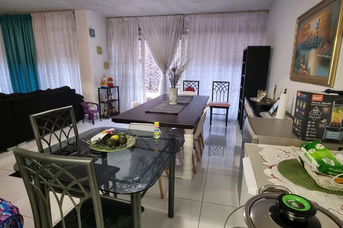 Perfectly Priced Townhouse With Zero Hassle - Photo 4