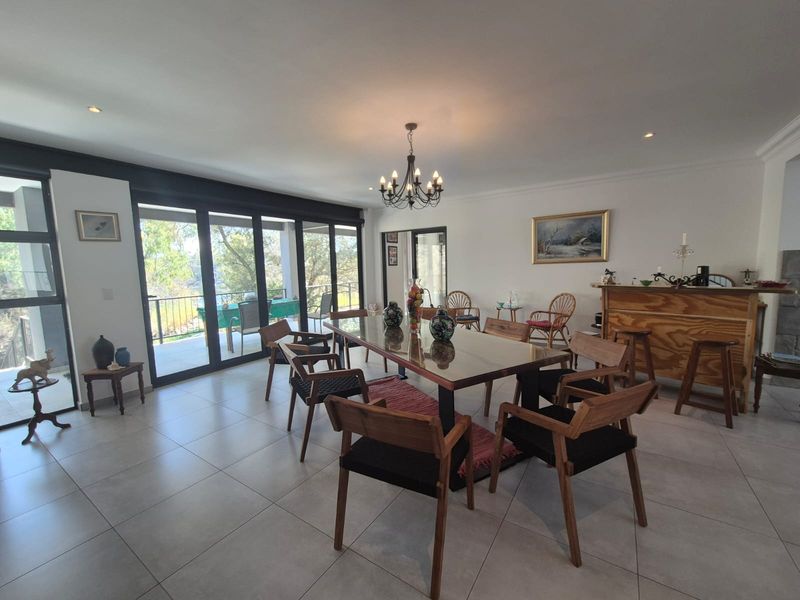 MASSIVE RIVERFRONT GEM IN SECURED GOLF ESTATE - OFF-THE-GRID - Photo 10