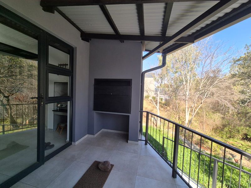 MASSIVE RIVERFRONT GEM IN SECURED GOLF ESTATE - OFF-THE-GRID - Photo 4