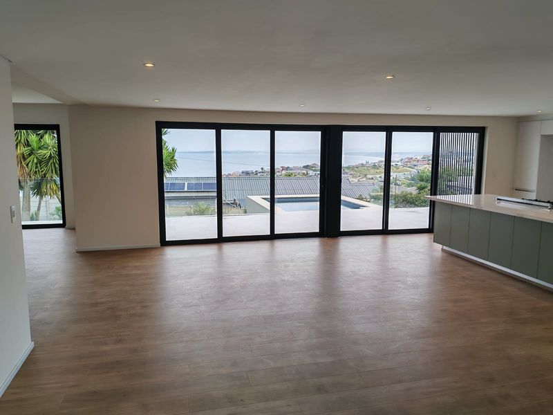 Exclusive Coastal Living with Panoramic Ocean Views Welcome to this beautifully renovated, contempor - Photo 7
